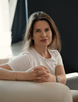 Анастасія Мухачова